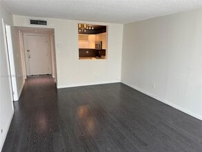 Building Photo - 492 NW 165th St