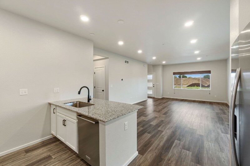 Building Photo - 2720 Barnstormer St