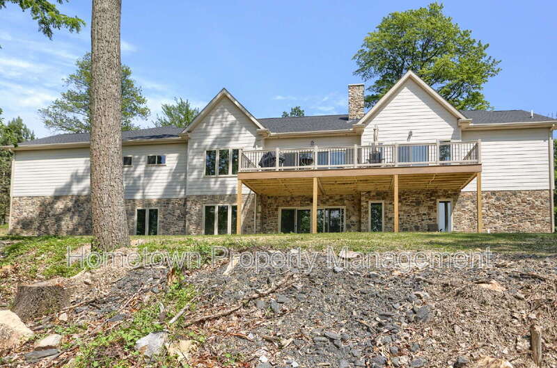 Building Photo - 11409 Weatherstone Dr