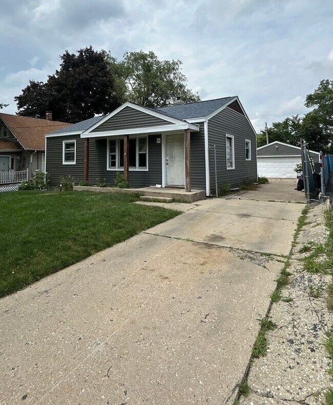 Primary Photo - 1143 Arthur Ave