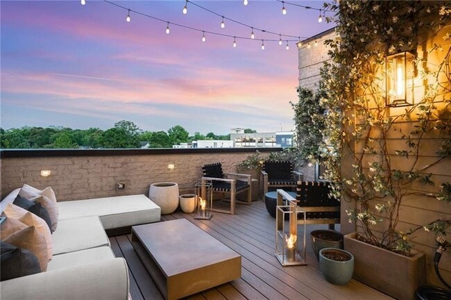 Building Photo - 661 Auburn Ave NE