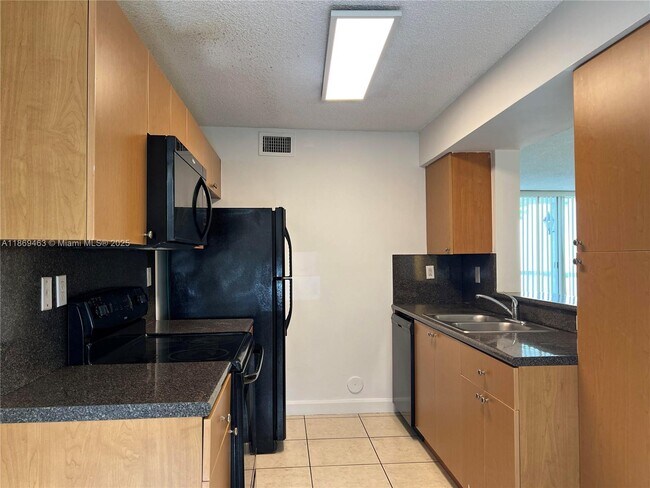 Building Photo - 4653 NW 97th Ct