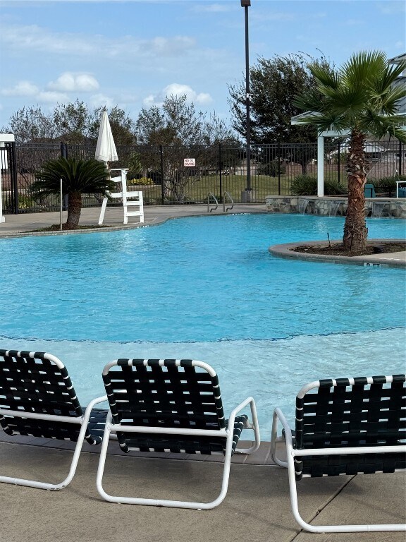 Building Photo - 2307 Sweet Bay Dr