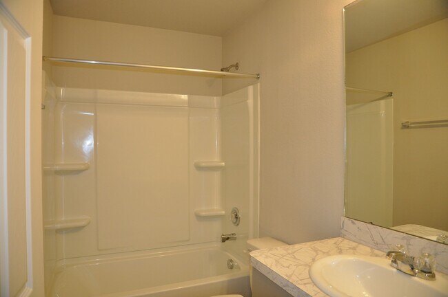 Building Photo - 23327 Briarstone Hbr Trl