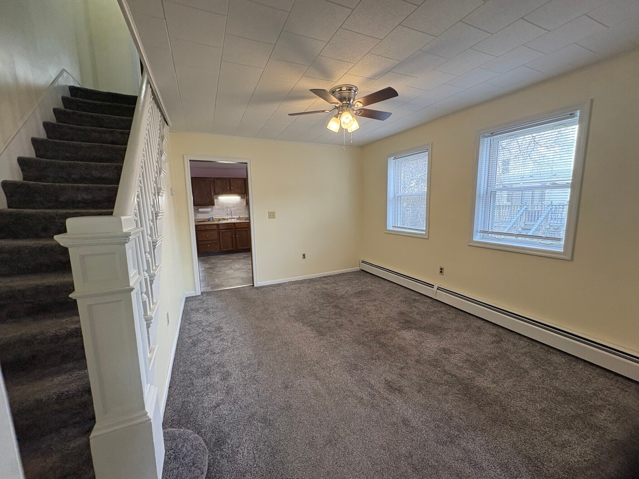 Building Photo - 25 Saint David St