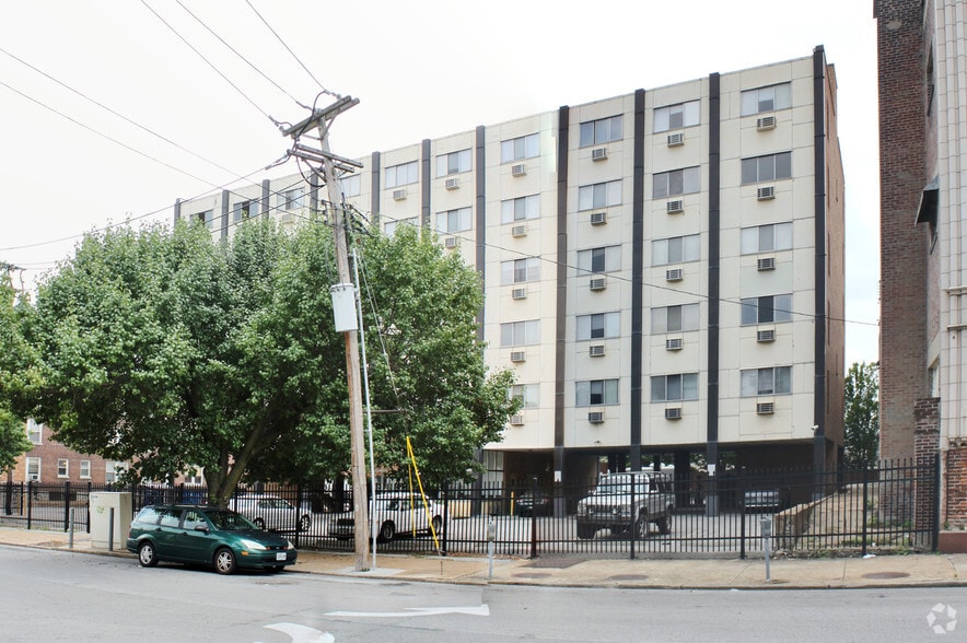 The Diplomat Apartments - Diplomat Apartments