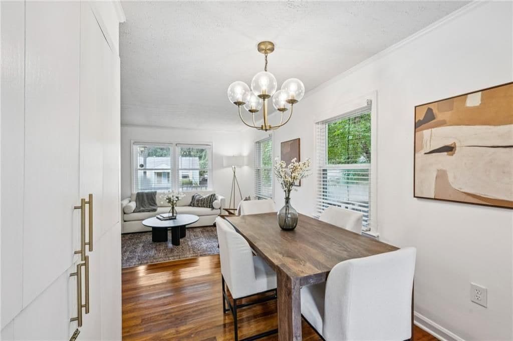 Building Photo - 1136 Gilbert St SE