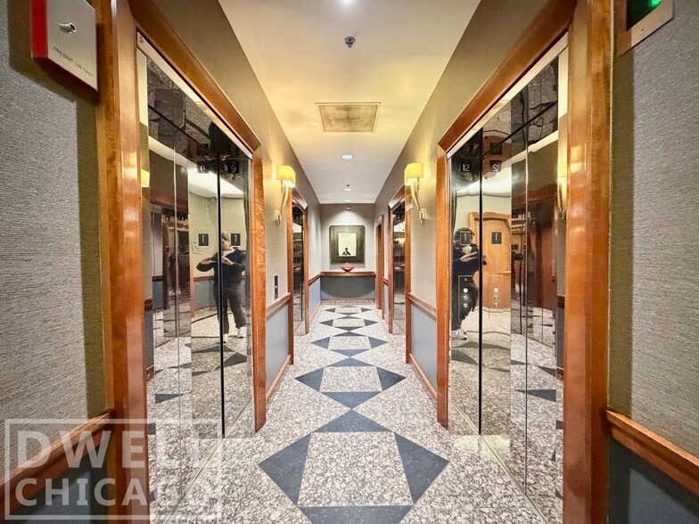 Building Photo - 545 N Dearborn St