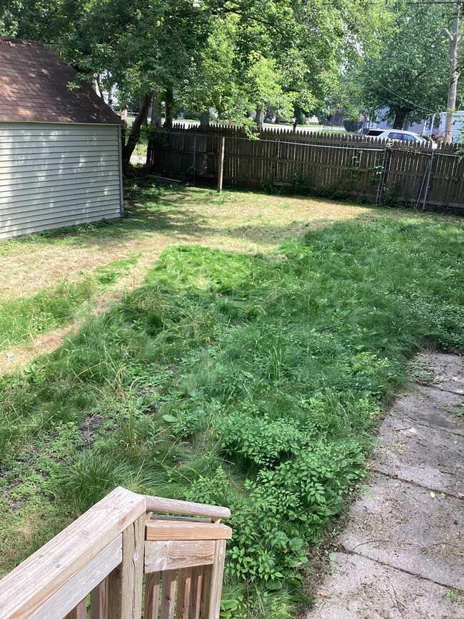 Building Photo - 1208 Howard St