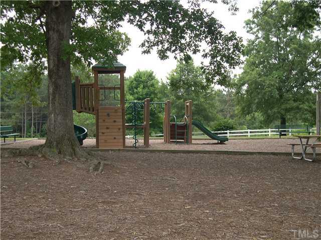 Building Photo - 1106 Bungalow Park Dr