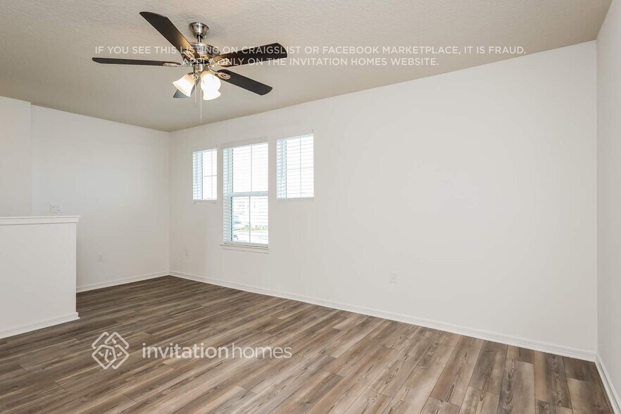 Building Photo - 2117 Clear Sky Dr