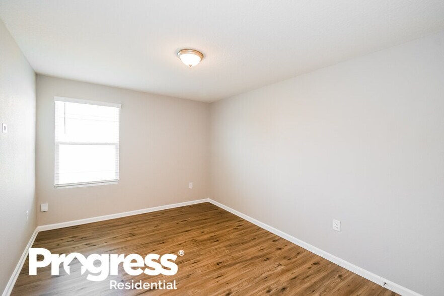 Building Photo - 2278 Pebble Point Dr