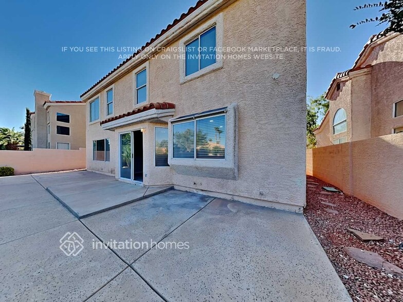 Building Photo - 2124 Desert Peak Rd