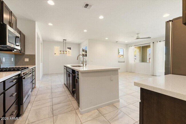 Building Photo - 7778 E Lavender Loop
