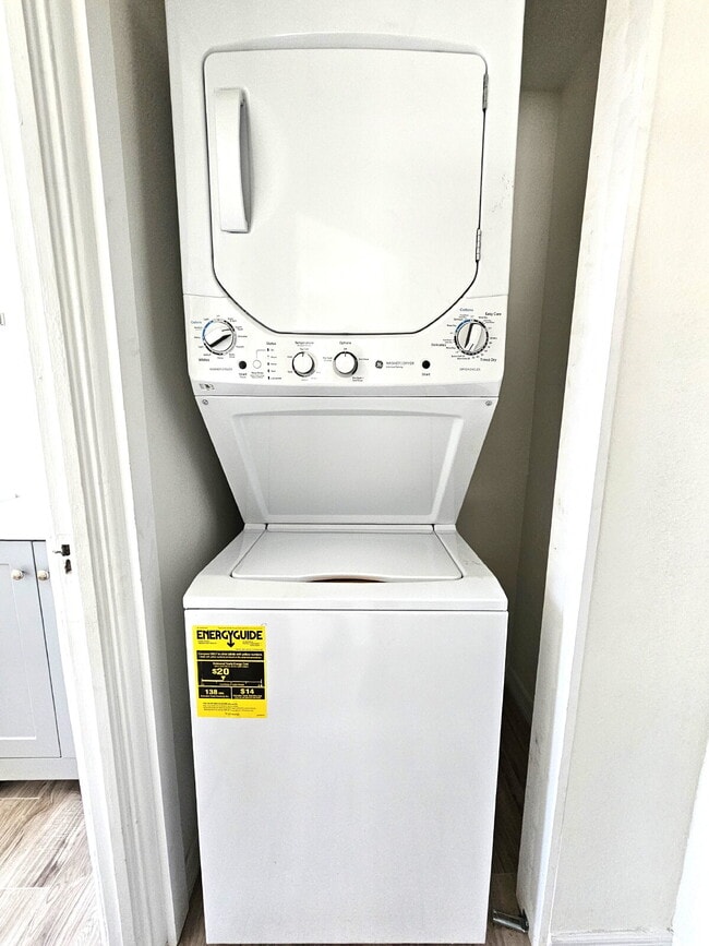 Building Photo - fully renovated 2-bedroom, 1-bathroom home with bonus guest room or office and oversized fenced yard