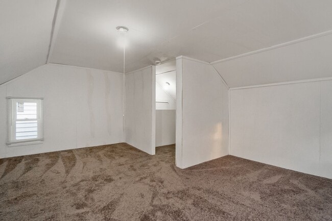 Building Photo - Spacious 3-Bed + Office Home in Slatington — Fresh Floors & Flexible Layout