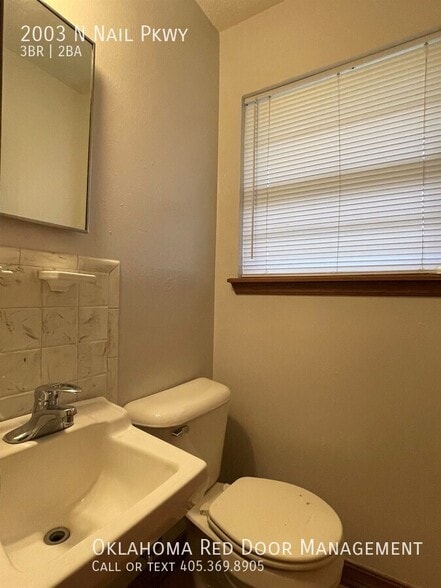 Building Photo - 2003 N Nail Pkwy