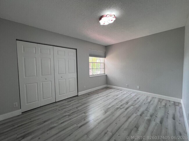 Building Photo - 16447 SW 1st Ct