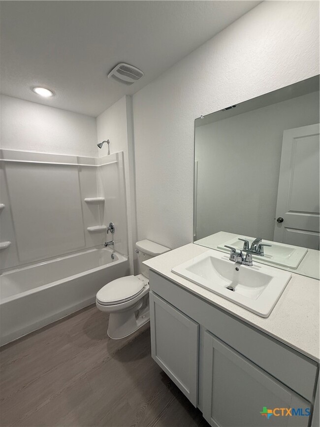 Building Photo - 315 Moscato Rd