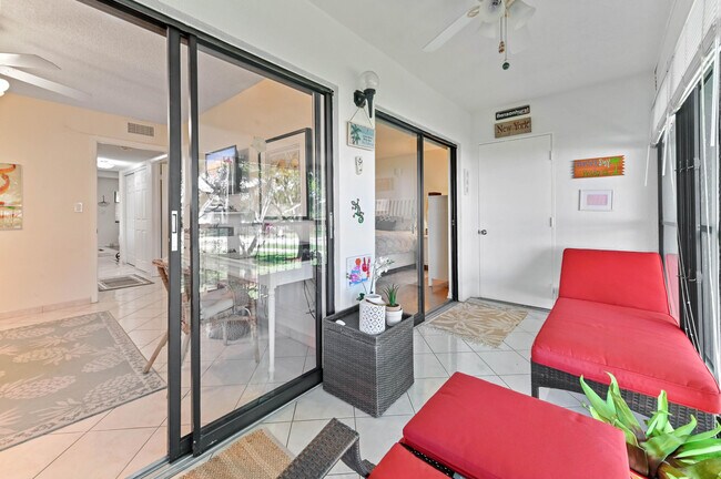 Building Photo - 15217 Lakes of Delray Blvd