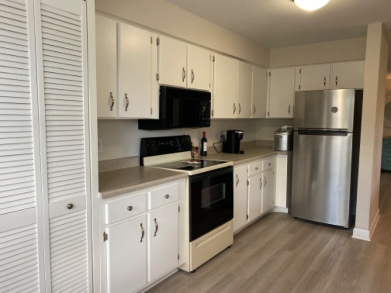 Building Photo - 13826 Antigua Dr