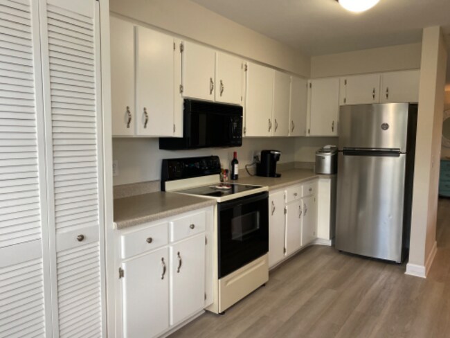 Building Photo - 13826 Antigua Dr