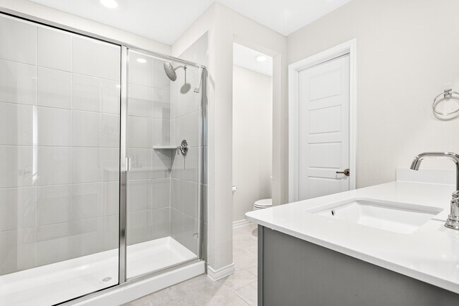 Building Photo - 9808 High Banker Dr