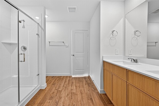 Building Photo - 3518 Blue Mockingbird St