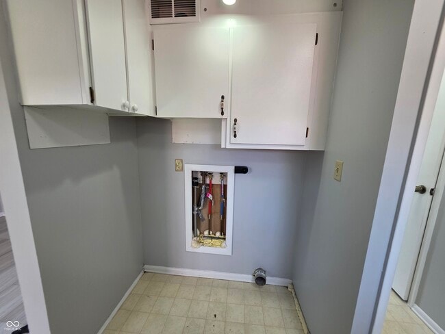 Building Photo - 4929 Mt Vernon Dr