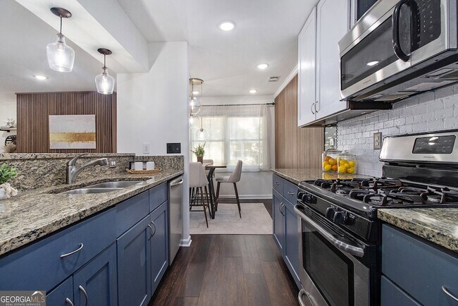 Building Photo - 1538 Chantilly Dr NE