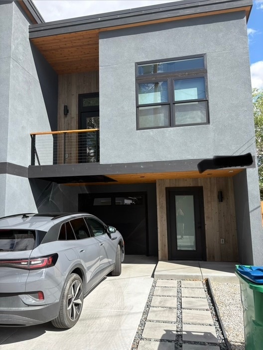 Building Photo - 238 Caliente St