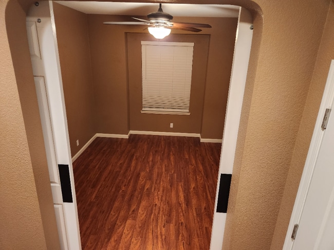 Building Photo - 1558 Hearthsong Dr