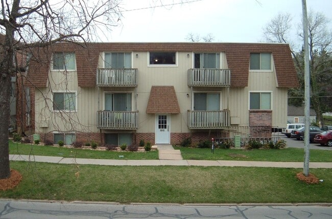 Building Photo - 1015 Mississippi