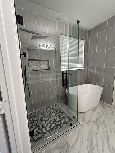 Building Photo - 412 Cypress Hill Dr