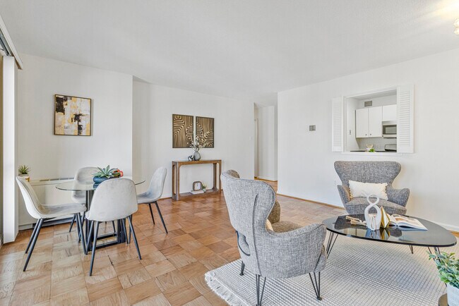 Building Photo - 1280 21st St NW