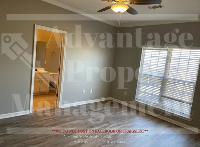 Building Photo - 2520 Zoysia Ln