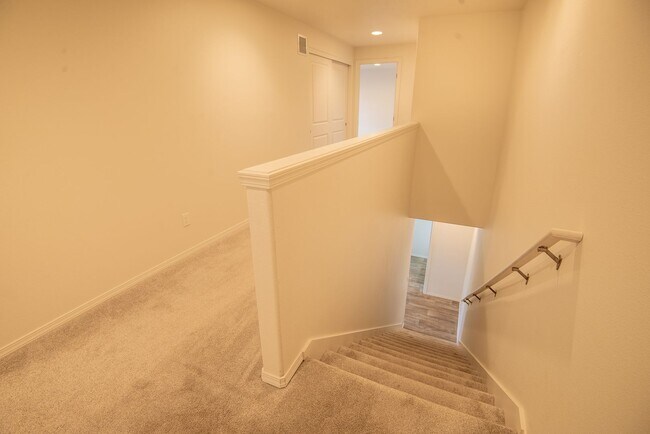 Building Photo - Heathwood - VPM484650H-6