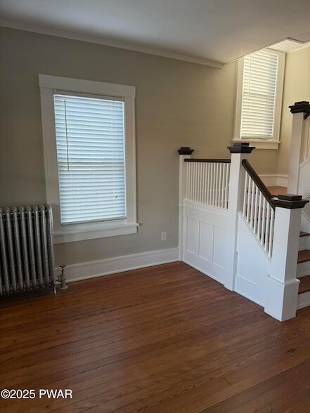 Building Photo - 341 Broad St