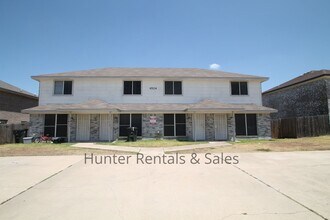 Building Photo - Perfect Two Bedroom