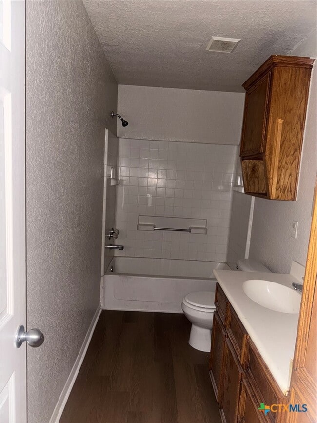 Building Photo - 4903 John David Dr