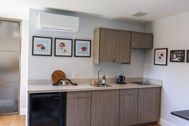 Building Photo - 4 Bedroom Home with Attached ADU in Scripps Ranch