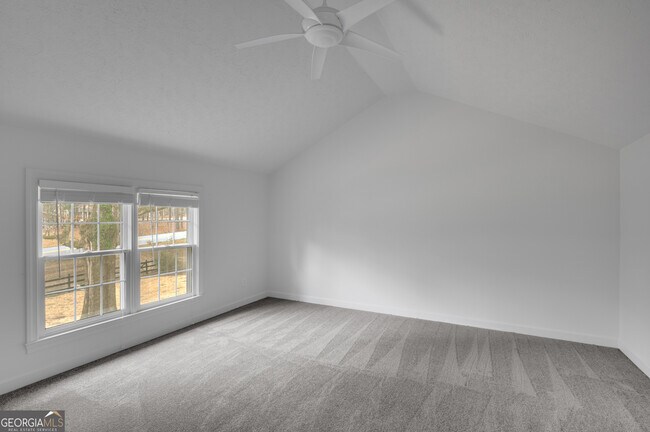 Building Photo - 813 Sandy Creek Rd