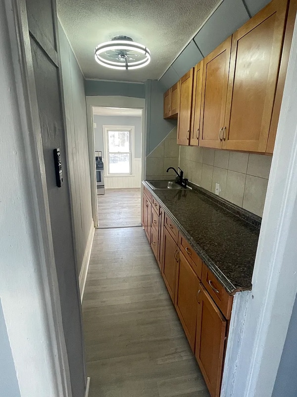 Building Photo - 8 Bagley St