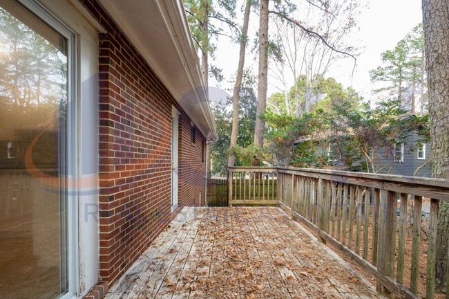 Building Photo - Charming Brick Ranch on a Spacious, Wooded Lot!