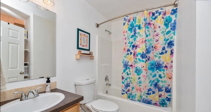 Building Photo - 765 SW Portal St