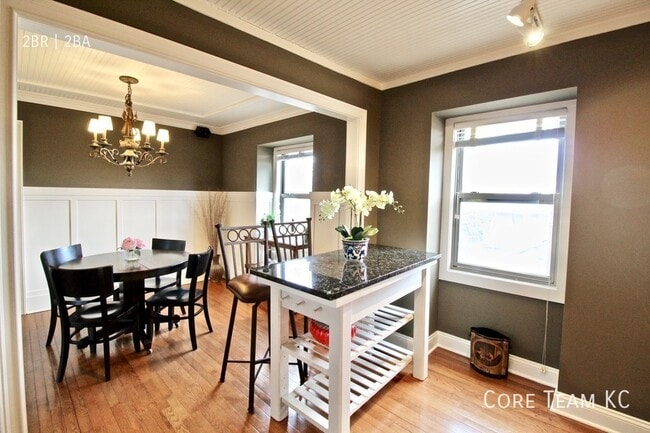 Building Photo - Dolores Lanelle 2 Bed 2 Bath