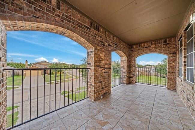 Building Photo - 2403 Summers Glen Ct