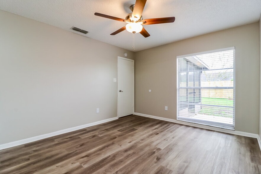 Building Photo - 1717 Cinnabar Ct