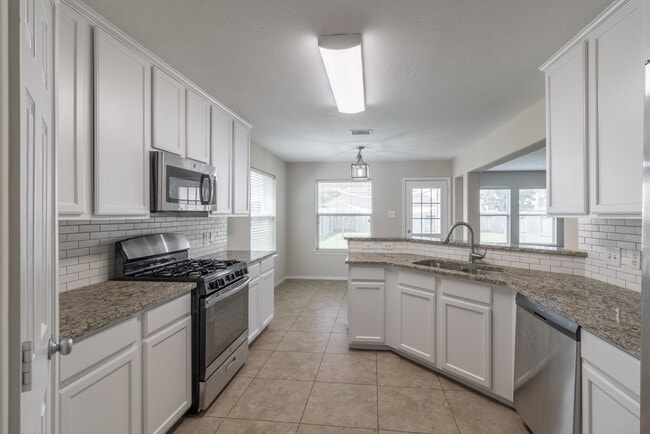 Building Photo - 13619 Northpointe Ridge Ln