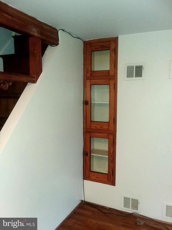 Building Photo - 651 South Paca St